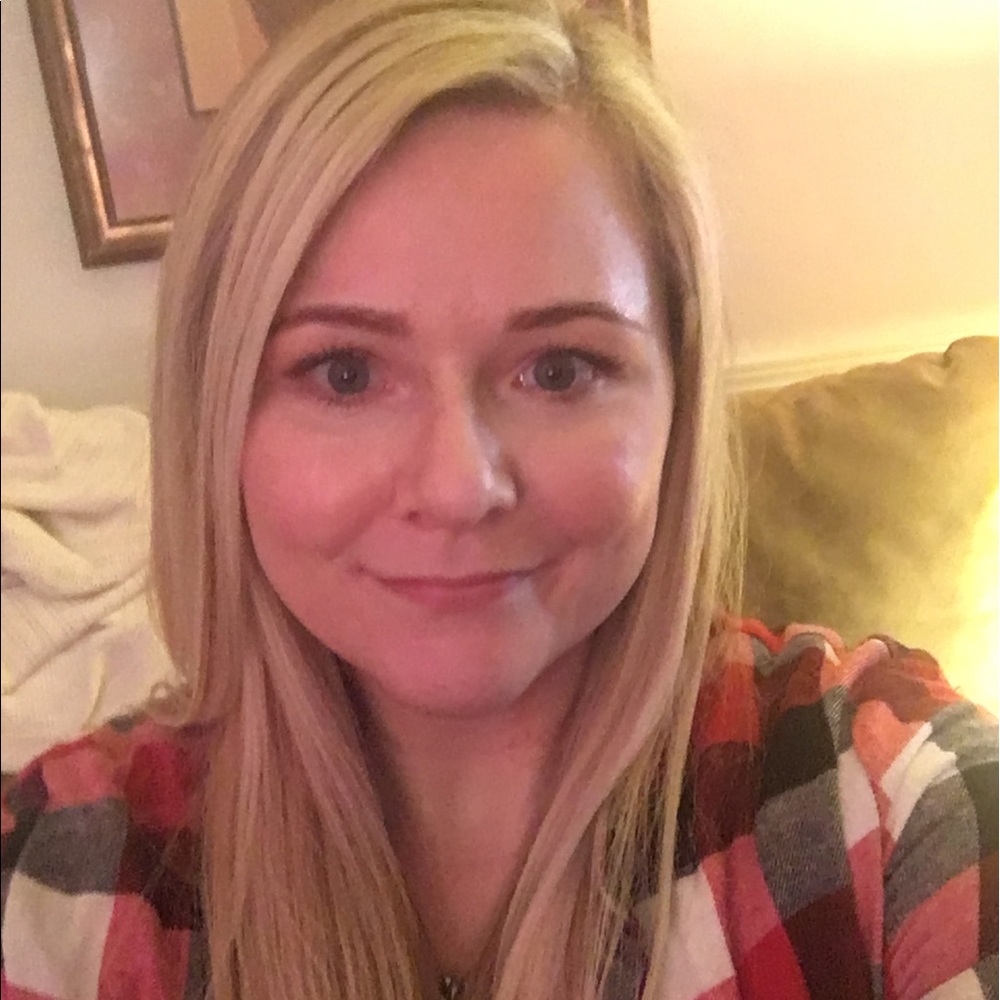 Meet your Posher, Ashley